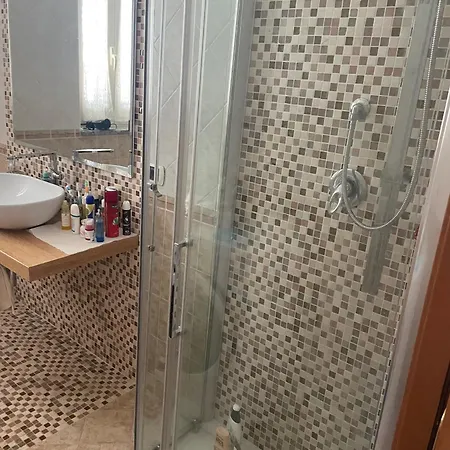 Piccolo Paradiso In A Mare *