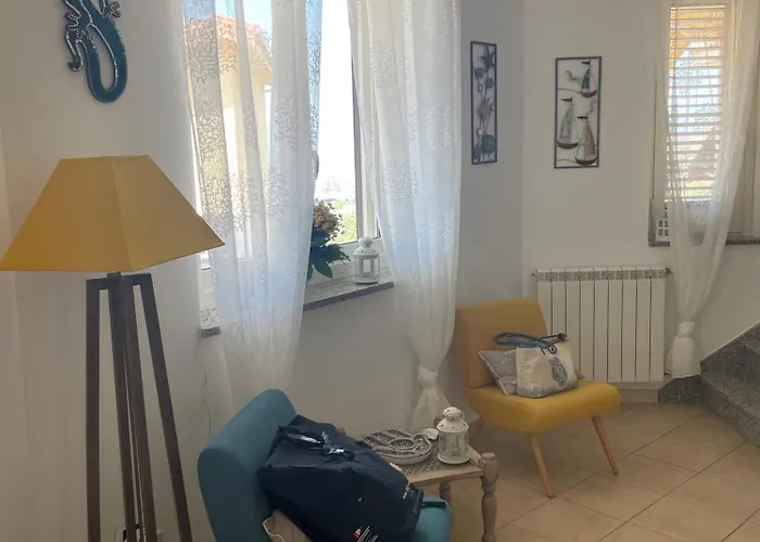 Piccolo Paradiso In A Mare Villa *