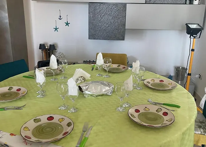 Piccolo Paradiso In A Mare *